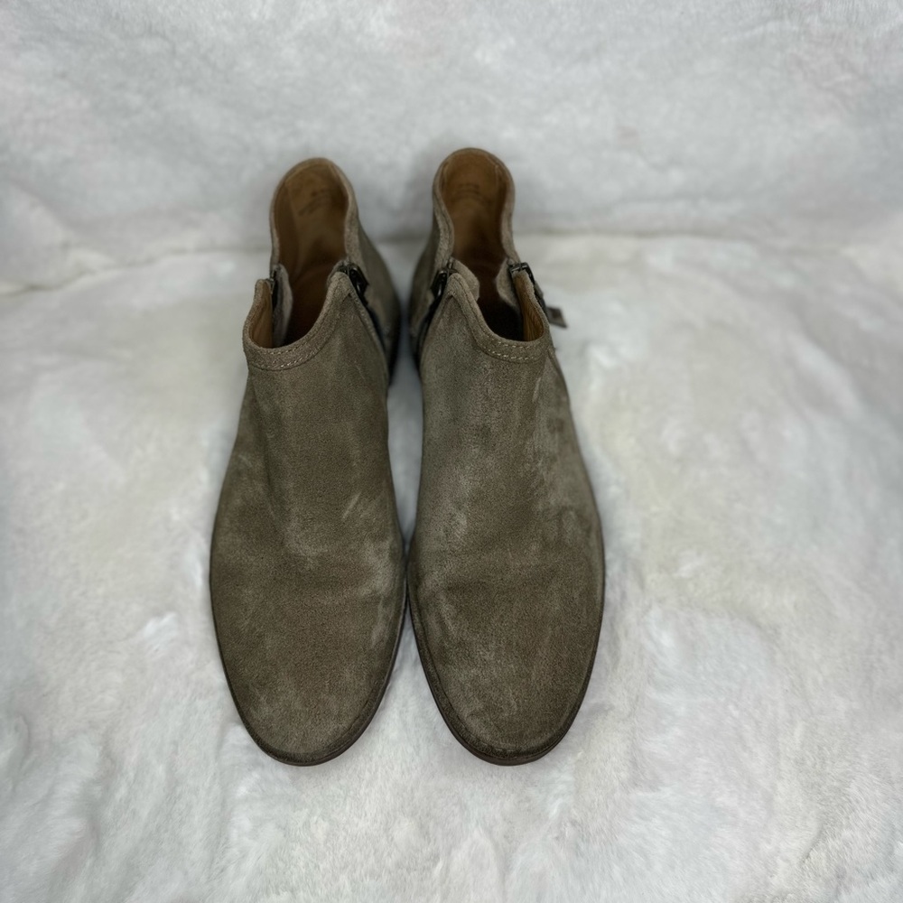 Trask Tan Chukka Boots Suede Classic